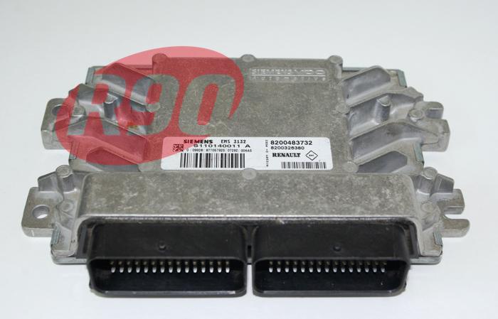 Блок управления двигателем EMS3132 Renault 8200483732