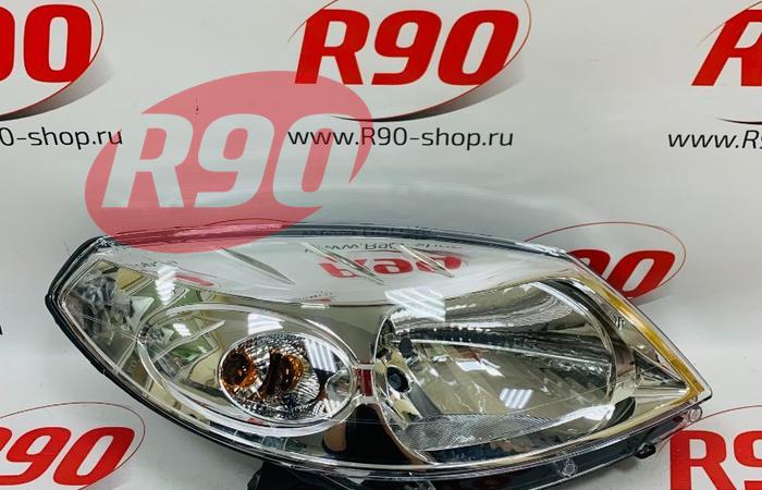 Фара передняя правая Сандеро 1 Renault 8200733877