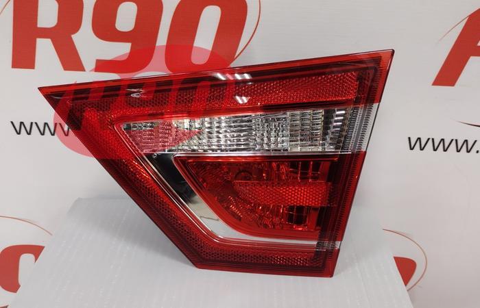 Фонарь задний внутренний правый Веста LADA 8450006964