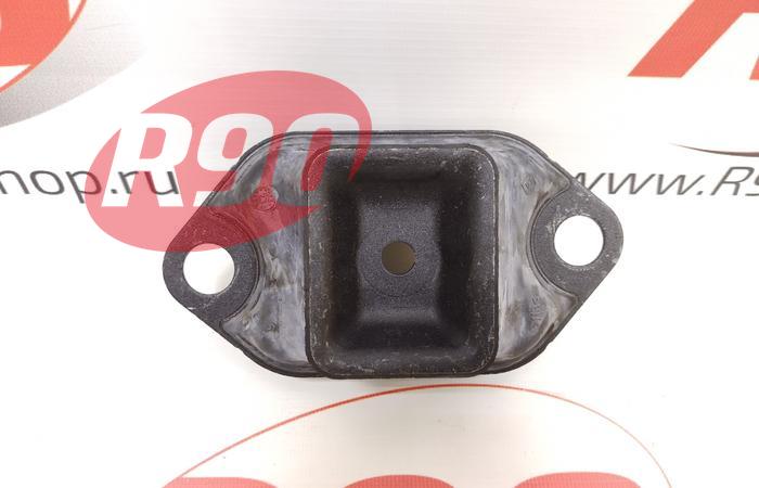 Опора двигателя левая Дастер 1 Renault 112201332R
