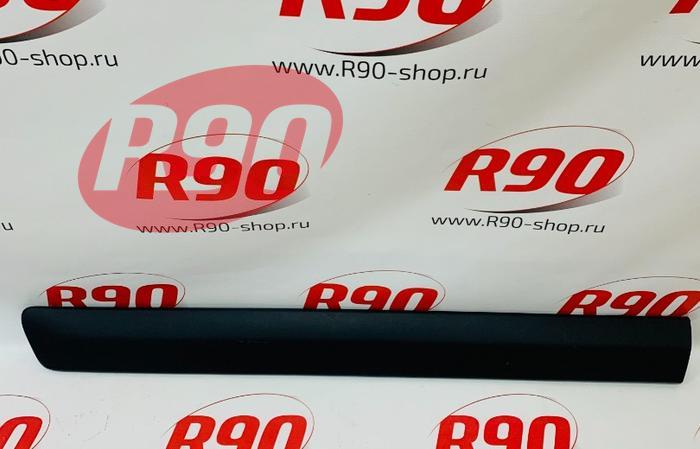 Молдинг передней левой двери Ларгус LADA 8450000409