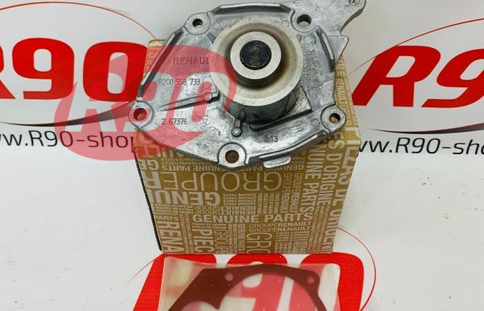 Насос водяной Дастер 1,5 (K9K) Renault 7701478031