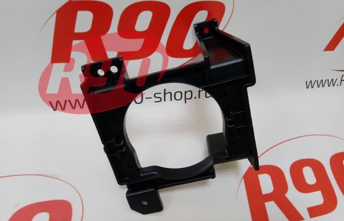 Рамка противотуманной фары левая Веста SW Кросс LADA 8450031009