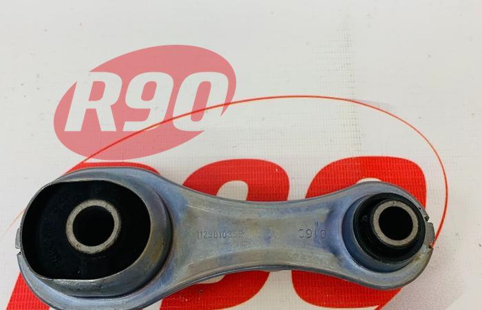 Опора двигателя задняя Логан 2, Сандеро 2, Веста, XRAY Renault 112381035R