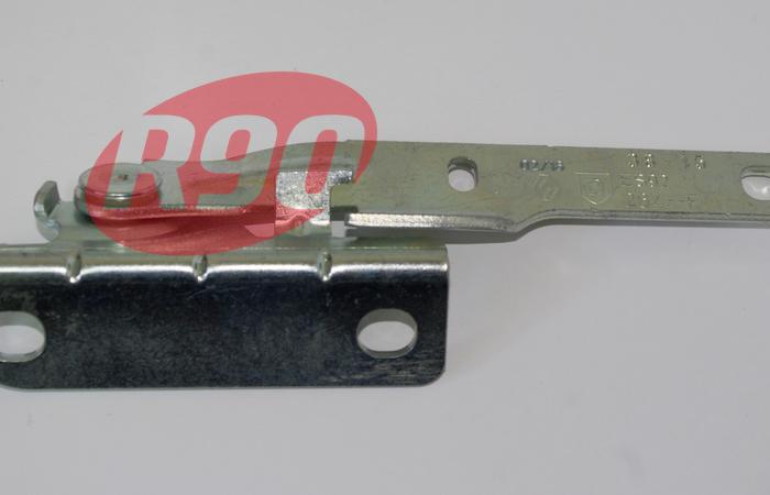 Петля капота передняя правая Ларгус, Логан 1 Renault 6001546876