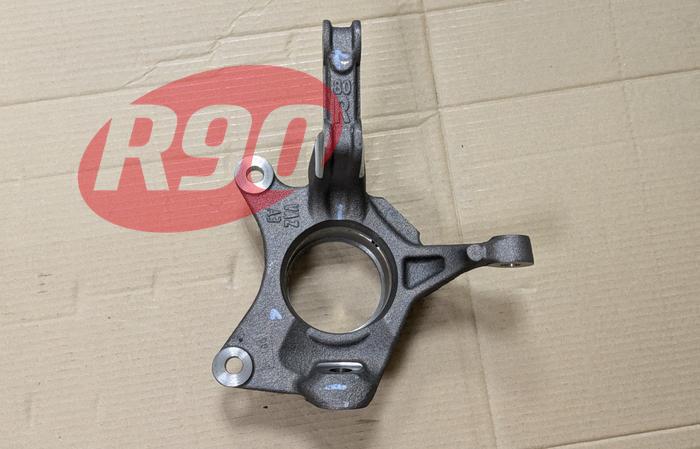 Кулак поворотный правый Дастер LADA 400140943R