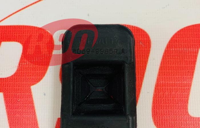 Уплотнитель ограничетеля двери Renault 808944518R